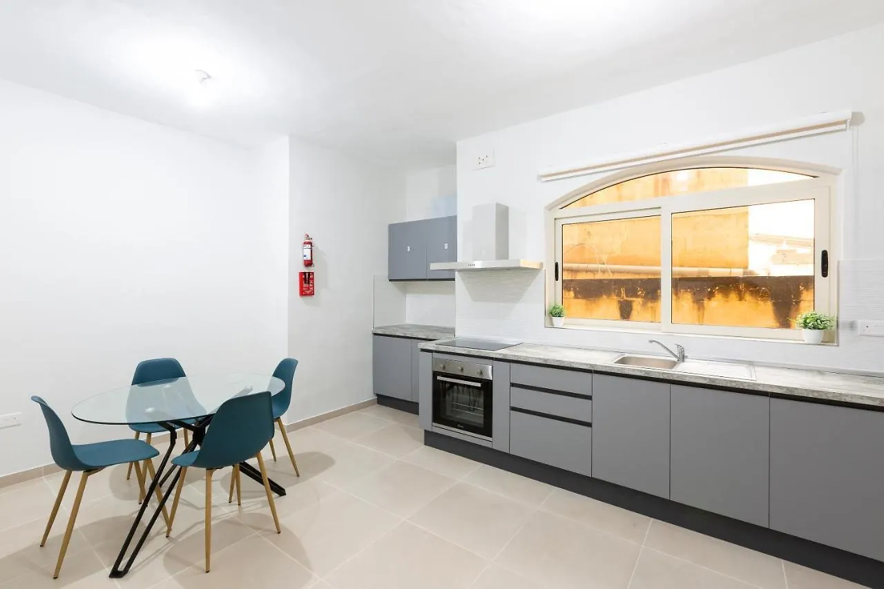 Sliema Central Apartment Just Minutes From The Beach By Jl