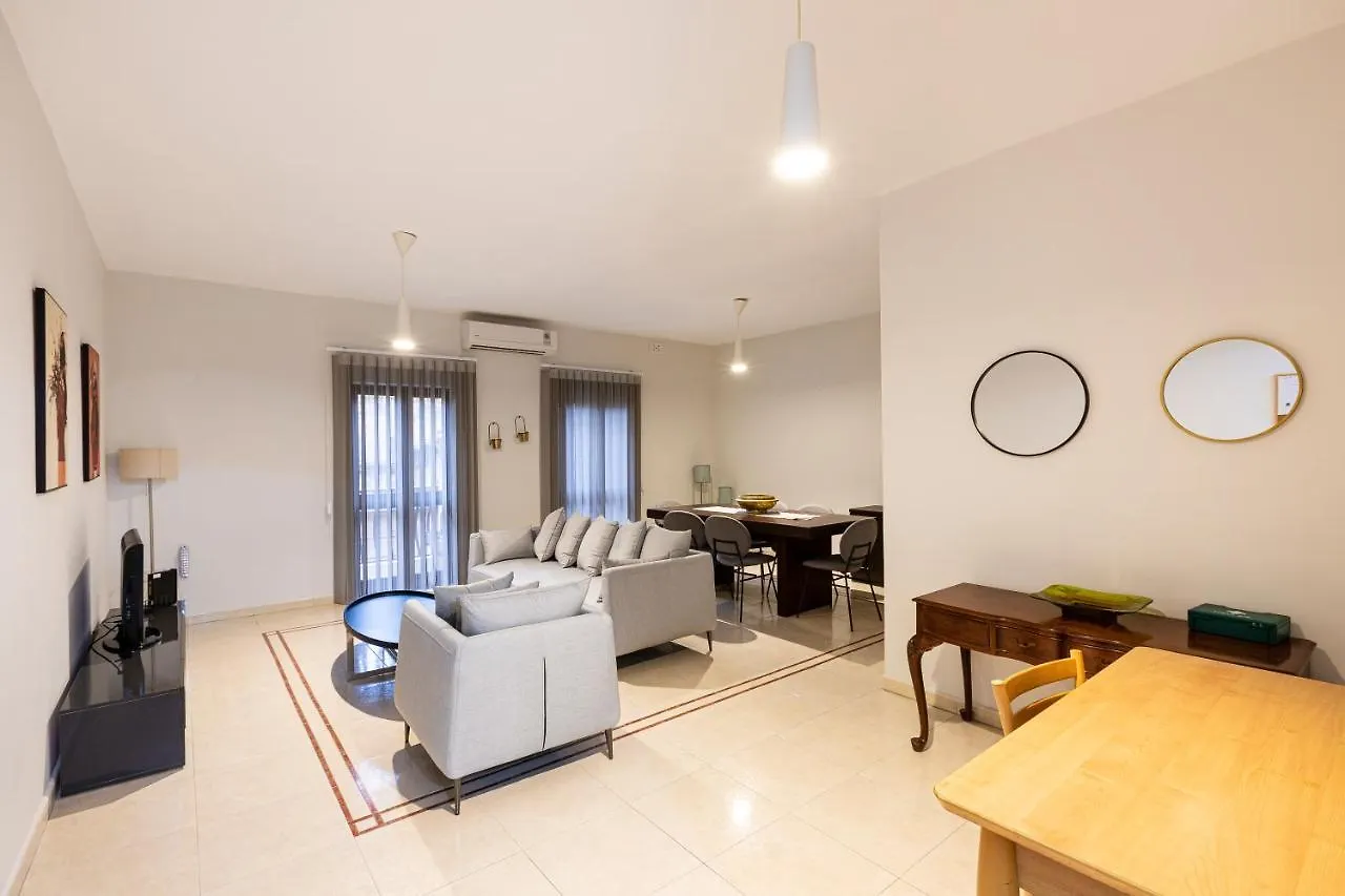 Sliema Central Apartment Just Minutes From The Beach By Jl Malta